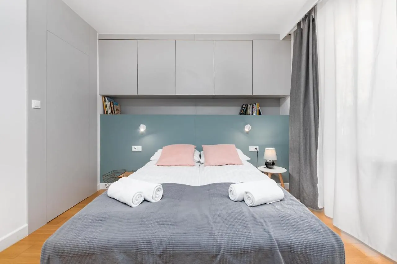 Hoza 36 By Homeprime Warsaw 0*,  Poland